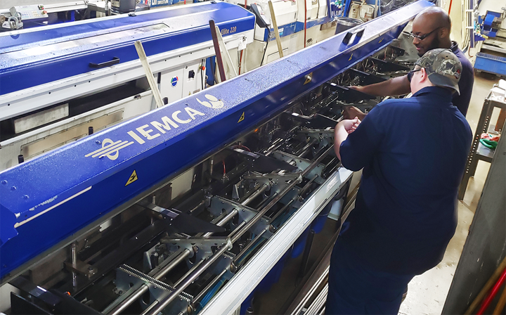 Manufacturing Payroll & HR Software Case Study: How a Manufacturer Reduced Payroll Risk and Gained Back 4+ Days Per Month